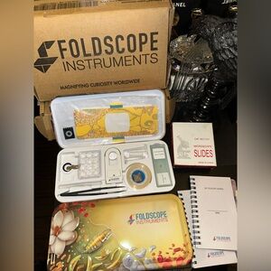 2 Foldscope Deluxe Individual Kits with additional set of Slides
